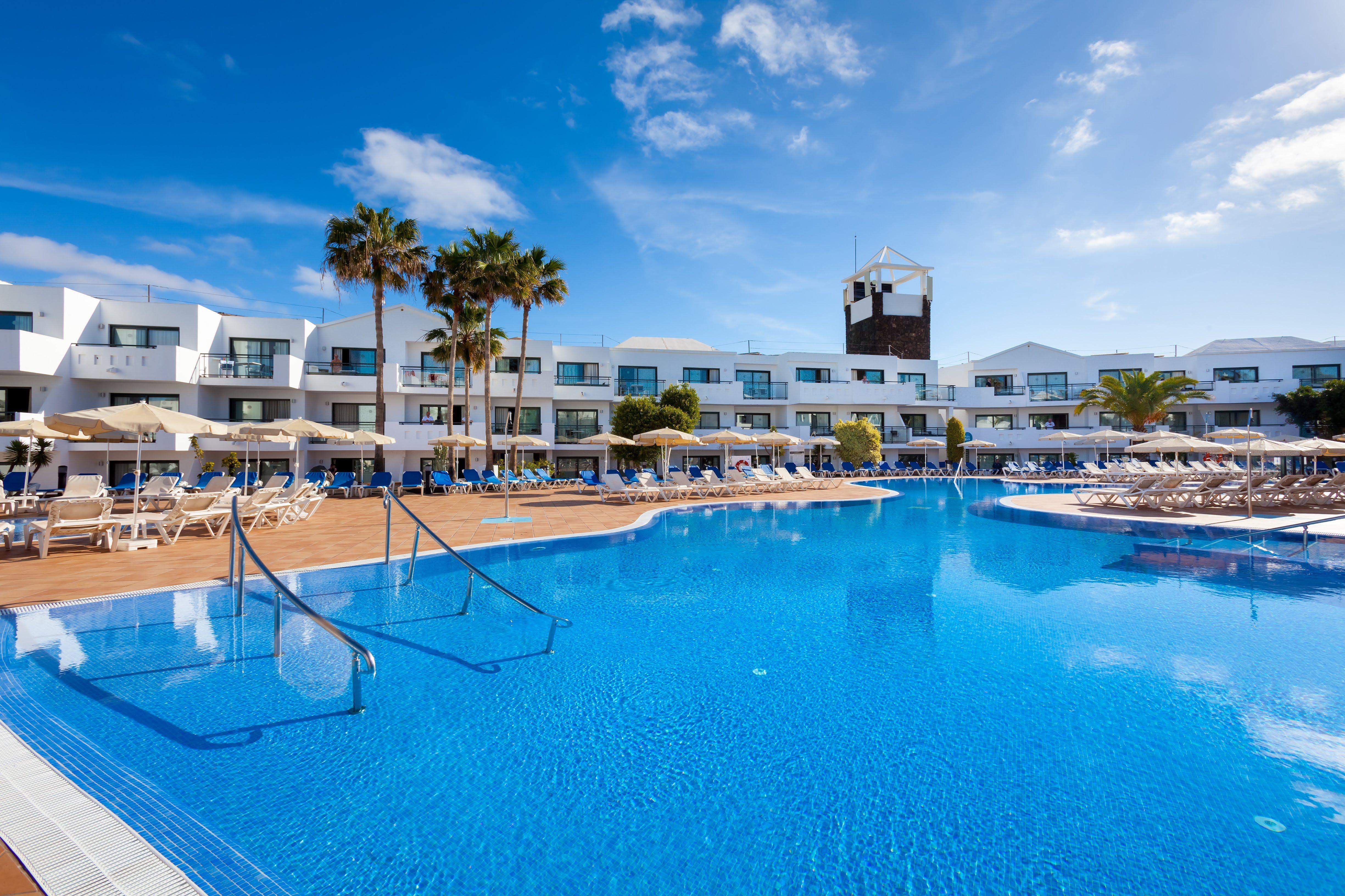 Thb Lanzarote Beach Costa Teguise Bagian luar foto