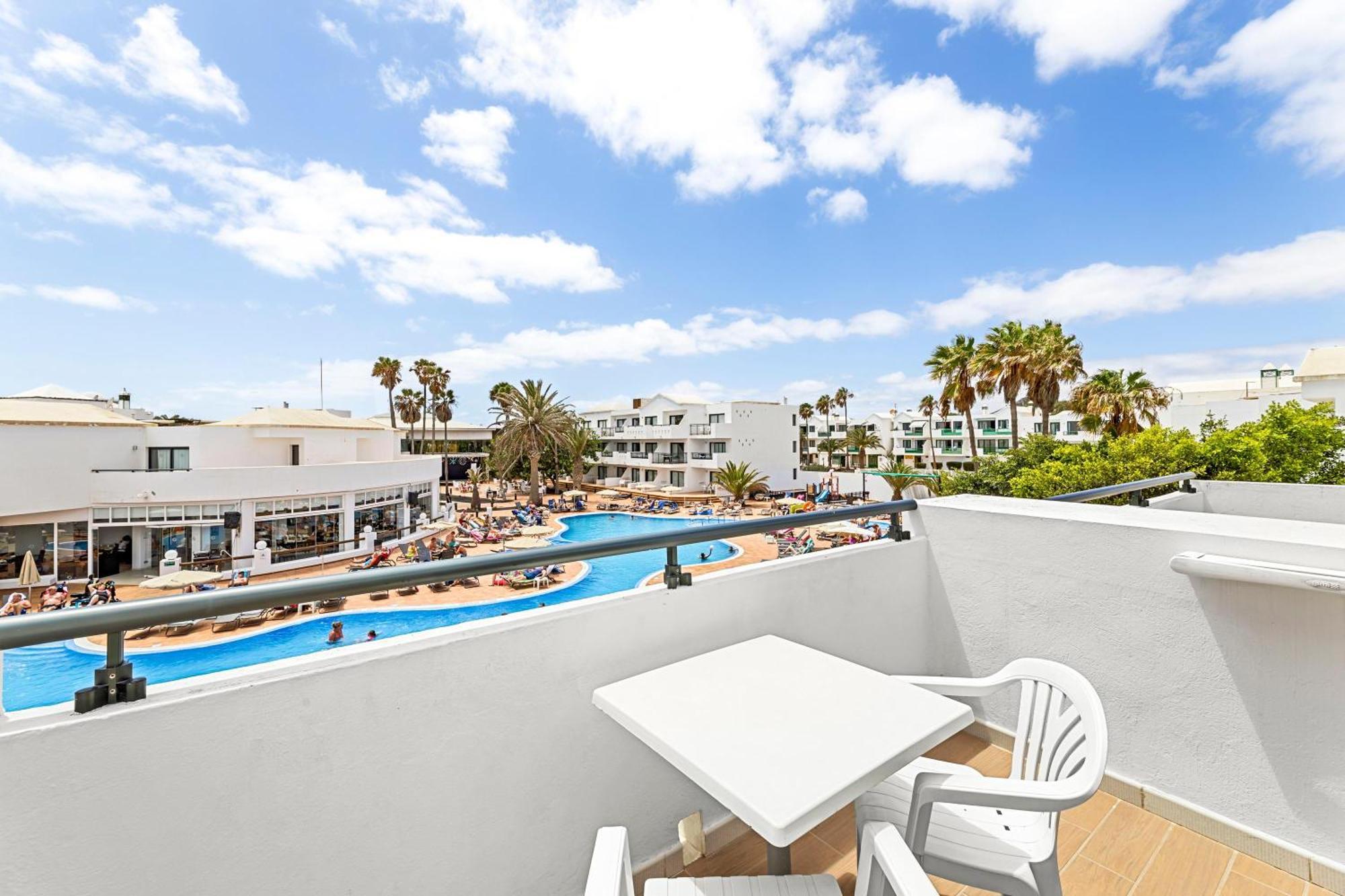 Thb Lanzarote Beach Costa Teguise Bagian luar foto