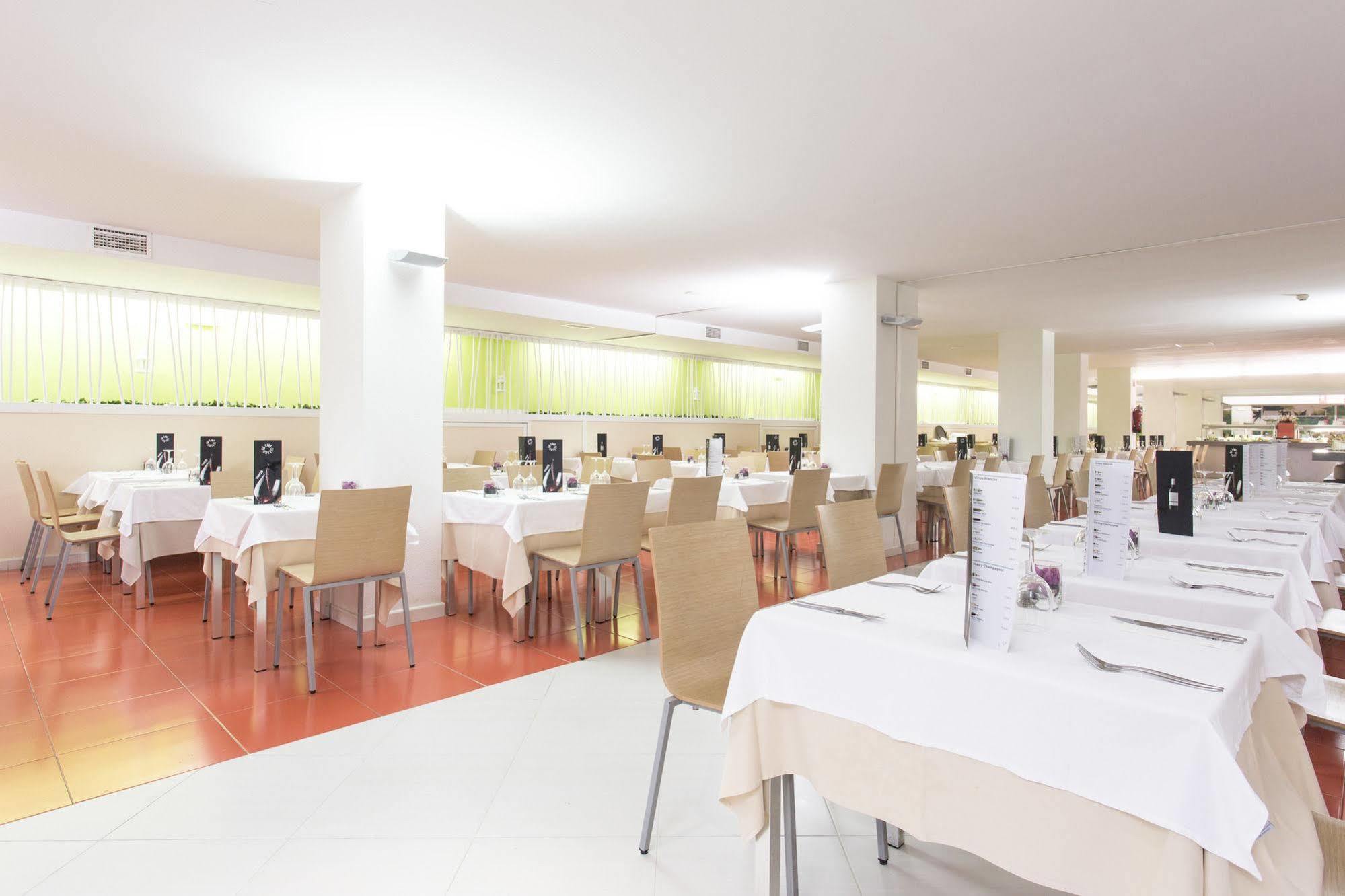 Thb Lanzarote Beach Costa Teguise Bagian luar foto